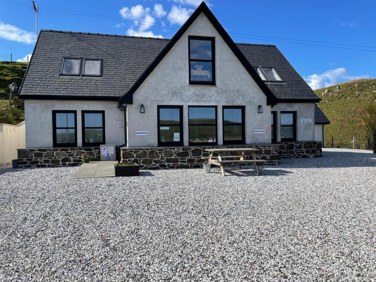 The Bridge Self Catering Villa Kilmaluag Eksteriør bilde