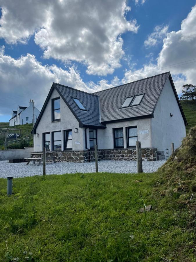 The Bridge Self Catering Villa Kilmaluag Eksteriør bilde