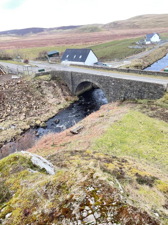 The Bridge Self Catering Villa Kilmaluag Eksteriør bilde